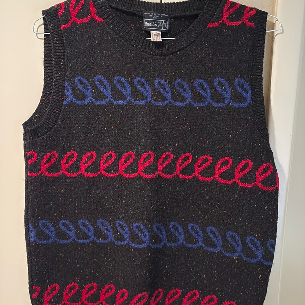 Colorful sleeveless wool vest